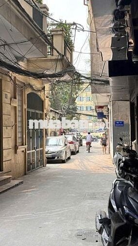 Bán nhà Kim Ngưu, ô tô tránh, ngõ thông, nhà 59m² nội thất cao cấp