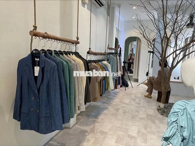 🌟Cho thuê nhà MT Nguyễn Trãi Q1 – 4x26m nở hậu, 1T2L, giá 115tr/tháng!