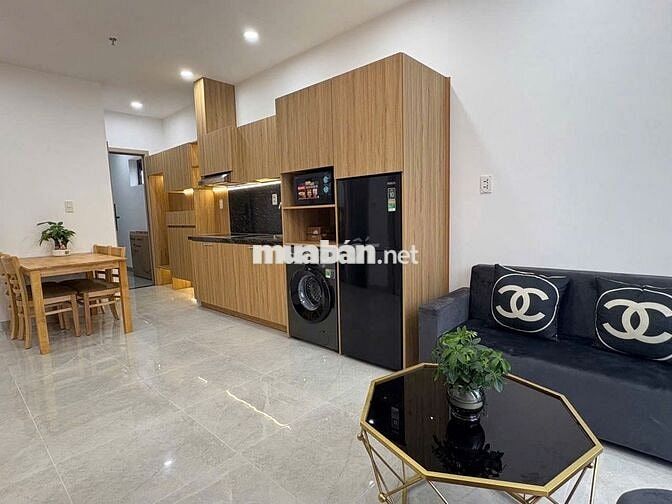 Cho thuê căn hộ 2 phòng ngủ ngay biển Mỹ Khê- Gần An Thượng