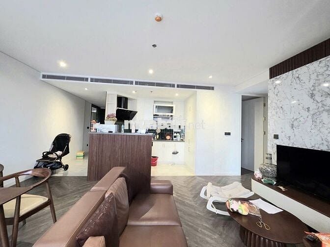 Bán chung cư Epic Tower 93m2 3 ngủ 2 vs nội thất nhập khẩu 17 tỷ