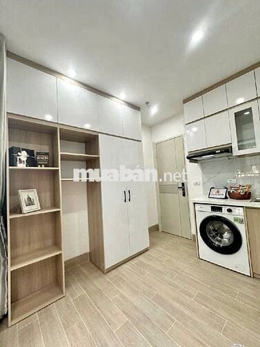 PHỐ HOA BẰNG - XÂY MỚI THANG MÁY - 10 PHÒNG THUÊ - GPXD PHÒNG CHÁY ĐỦ