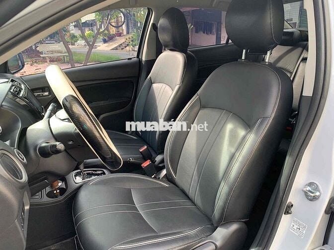 Mitsu Attrage 2024 1.2 Cvt đi 4 vạn cực đẹp