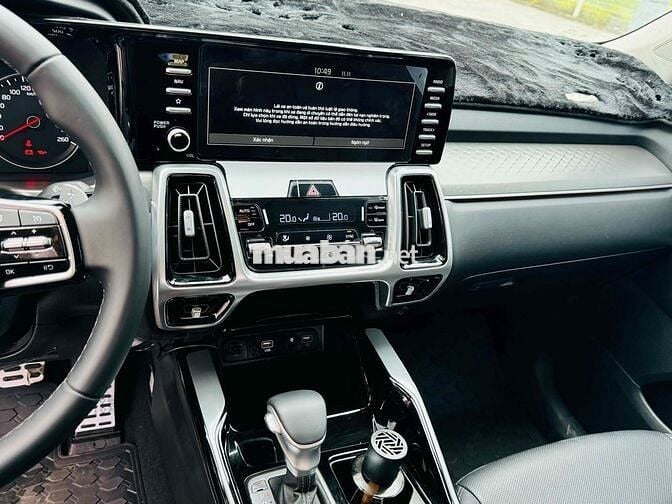 Kia Sorento 2025 Luxury 2.2 AT - 7500 km