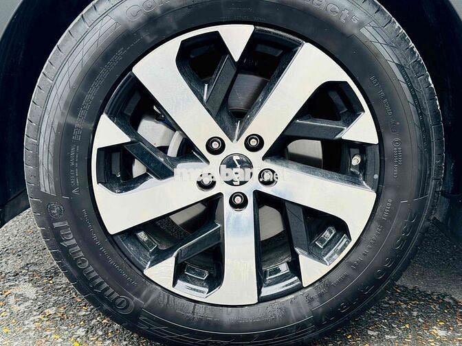 Kia Sorento 2025 Luxury 2.2 AT - 7500 km