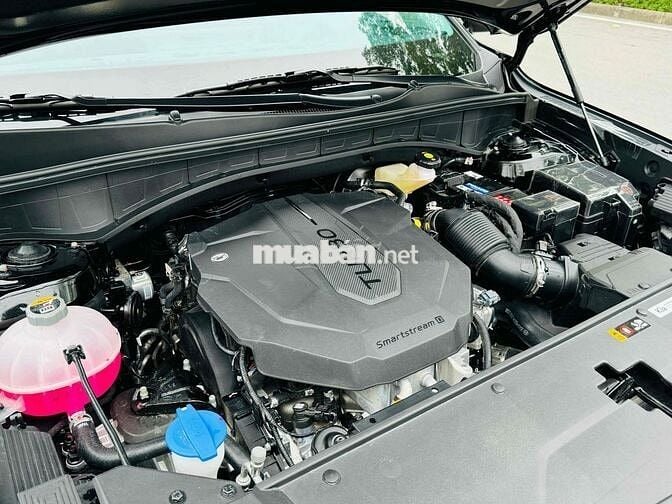 Kia Sorento 2025 Luxury 2.2 AT - 7500 km