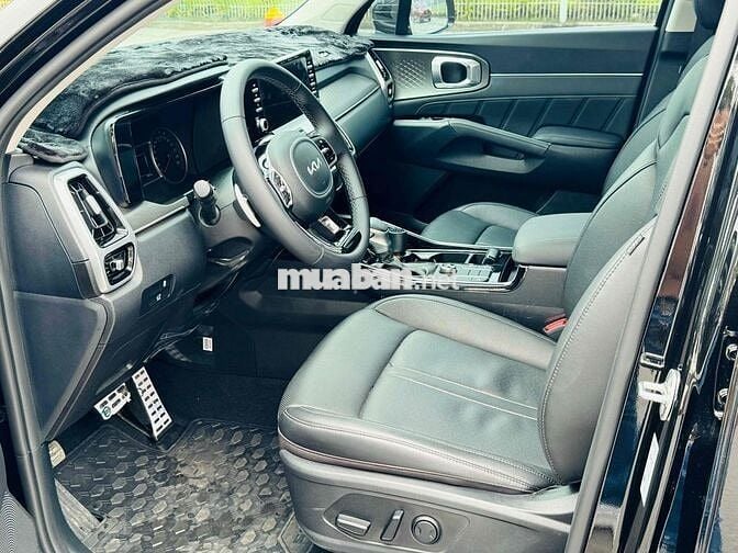 Kia Sorento 2025 Luxury 2.2 AT - 7500 km