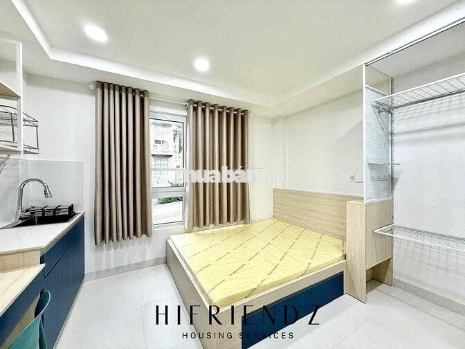 STUIDO FULL NỘI THẤT CÓ CỬA SỔ TRỜI NGAY GẦN NHÀ THỜ PHAOLO