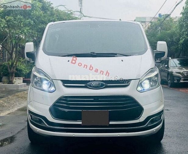 Ford Tourneo Titanium 2.0 AT 2019 - 660 Triệu