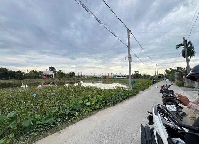 Đất Ngộp Đức Hoà Đông 5x24m giá 1ty150 đường bê tông