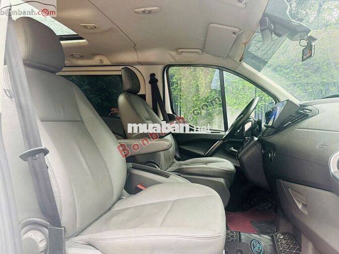 Ford Tourneo Titanium 2.0 AT 2019 - 660 Triệu
