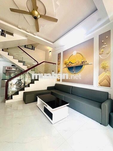 Chính chủ cho Thuê nhà 3Tầng Ngõ 560 / số nhà 32/ Diện tích 40 m2 mặt