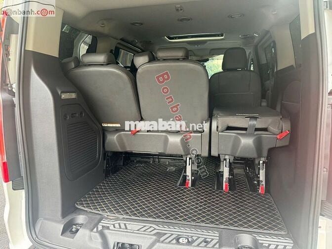 Ford Tourneo Titanium 2.0 AT 2019 - 660 Triệu