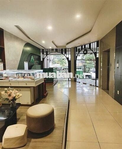 TÒA NHÀ ỐP KÍNH CÓ THANG MÁY, PCCC – 64E Út Tịch, P.4, TB – 8x20M