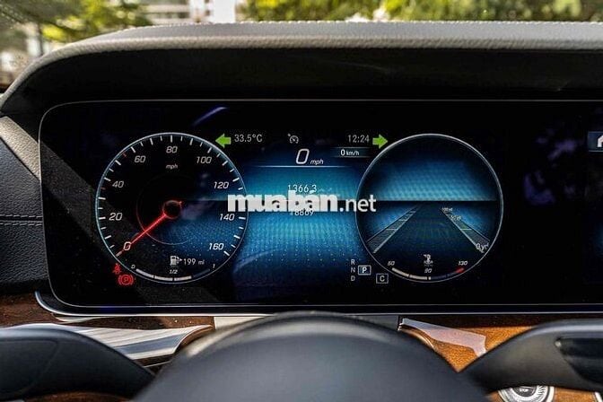 E200 Exclusive - 2022 màu đen siêu lướt siêu đẹp