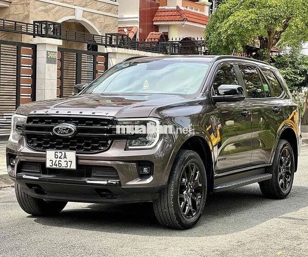 EVEREST 2.0 SPORT 2023 LƯỚT 25.000KM NHƯ XE MỚI