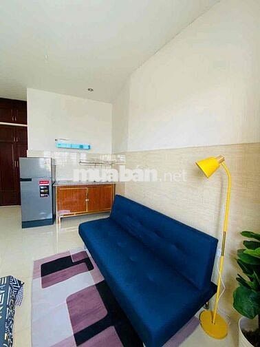 Cho thuê phòng siêu rộng cửa sổ trời ngay parc mall Q8