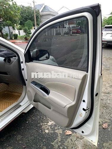 Nissan Sunny 2018 1.5 XV Premium - 68000 km