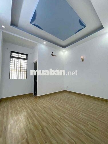 Nhà đẹp - Đúc 3 tầng - Hẻm oto thông