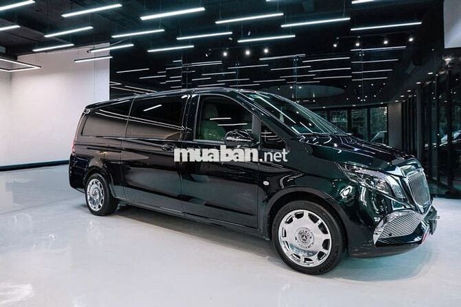Mercedes Benz V250 Luxury 2023 - 5399 km