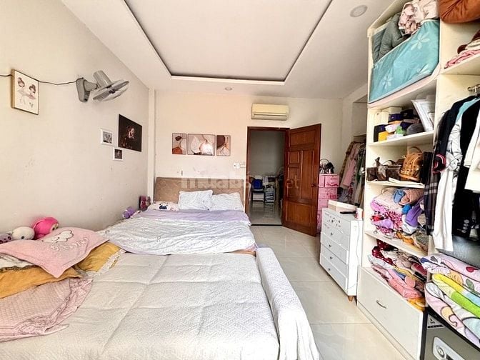 Bán nhà 3tầng – 52m2 – 5m x 11m - hẻm ô tô đậu cửa 