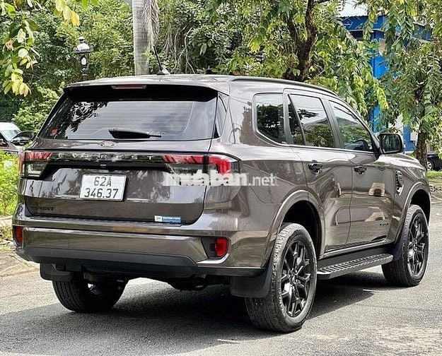 EVEREST 2.0 SPORT 2023 LƯỚT 25.000KM NHƯ XE MỚI