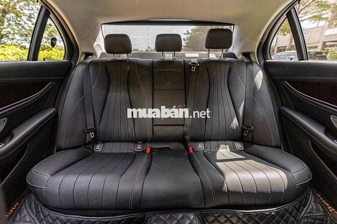 E200 Exclusive - 2022 màu đen siêu lướt siêu đẹp