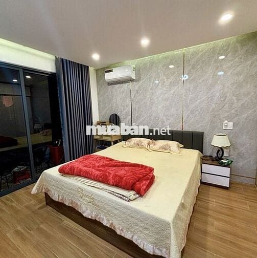 Gấp bán giá tốt, Sát mặt tiền, Emart Phan Văn Trị, HXH,60m2 Chỉ 5.X tỷ