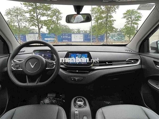 VF5 Vinfast Củ Chi - Showroom mới