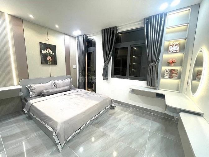 Chủ cần bán gấp, đường Trần Thiện Chánh p12 Quận 10 Giá 3,730tỷ, 48 m2