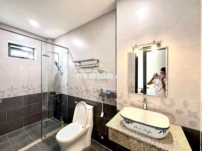 CHO THUÊ NHÀ ĐẸP 3 PHÒNG NGỦ KHU MỸ GIA GÓI 7 CÓ NỘI THẤT