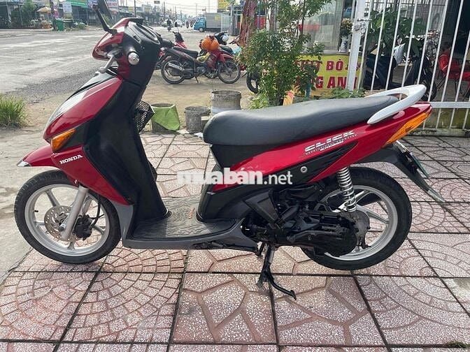 Click 2008 xe đẹp máy zin nhỏ gọn biển 65 dể sài
