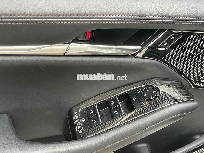 Mazda 3 2023 Luxury