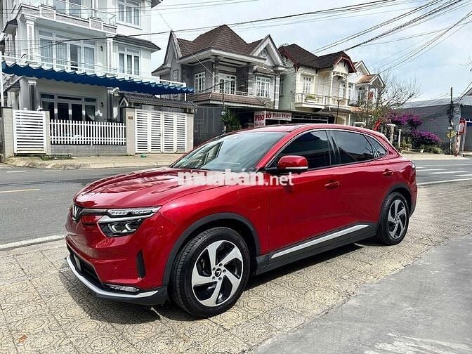 VinFast VF8 Eco 2022 - 38000 km