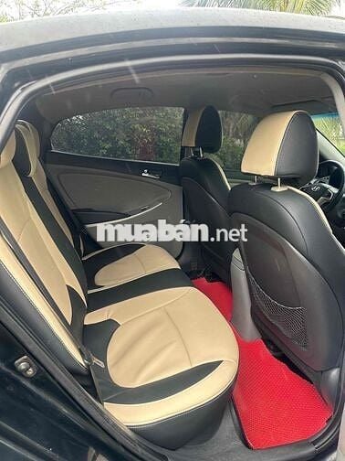 Hyundai Accent 2012 1.4 AT - 100000 km