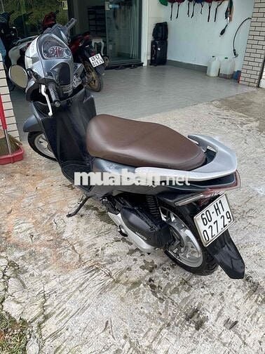 Bán vision 2018 màu xám