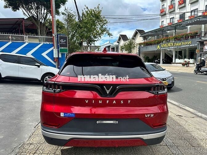 VinFast VF8 Eco 2022 - 38000 km