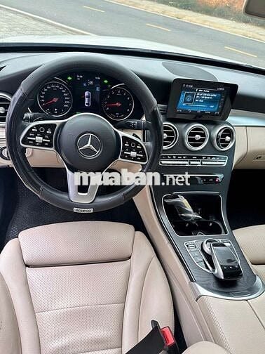 Mercedes Benz C Class 2019  - 61000 km