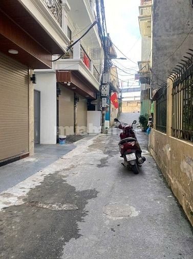  An Dương Vương – Tây Hồ - Ô Tô – 117 M – 4 T – MT 5.5 M – Giá 22.8 Tỷ