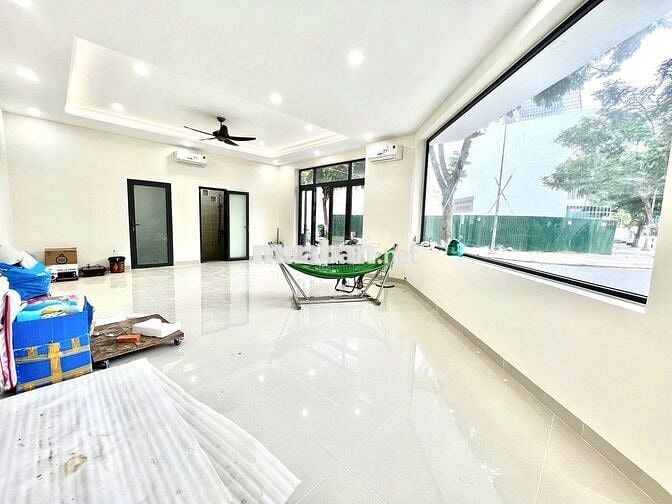 CHO THUÊ MẶT BẰNG MỚI XÂY LÔ GÓC GẦN CHUNG CƯ KHU HÀ QUANG 1