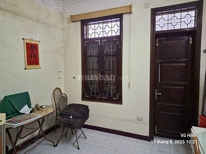 BÁN NHÀ 4 tầng mặt phố Long Biên 2, Bồ Đề, 64,5m2, nở hậu 