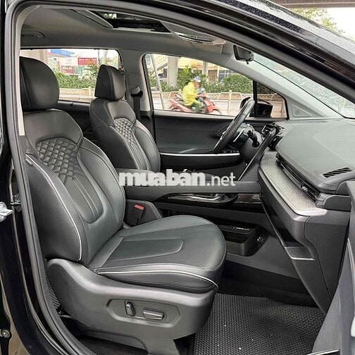 Custin 07 Chỗ Cửa Lùa 2025