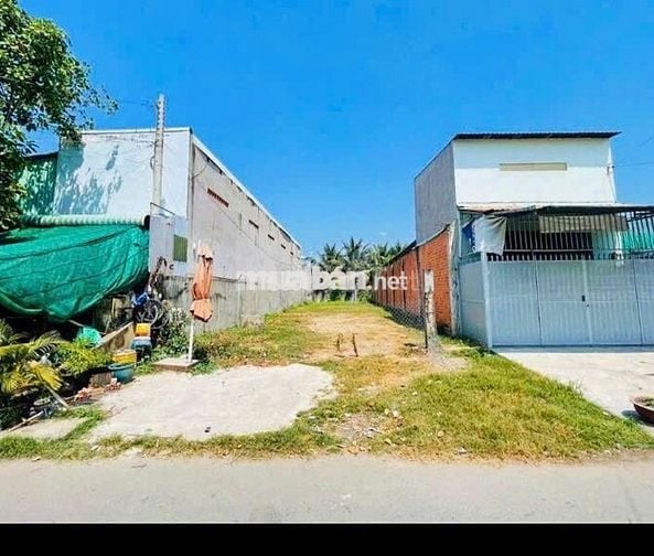 Bán Gấp Miếng Đất ngay Suối Lội , Củ Chi - DT 150m2, Giá 650tr