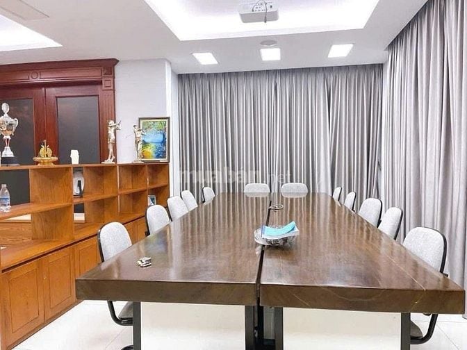 Bán Biệt Thự BT3, khu đô thị Bắc Linh Đàm 230m2, 5T, MT 28m, giá 62 tỷ