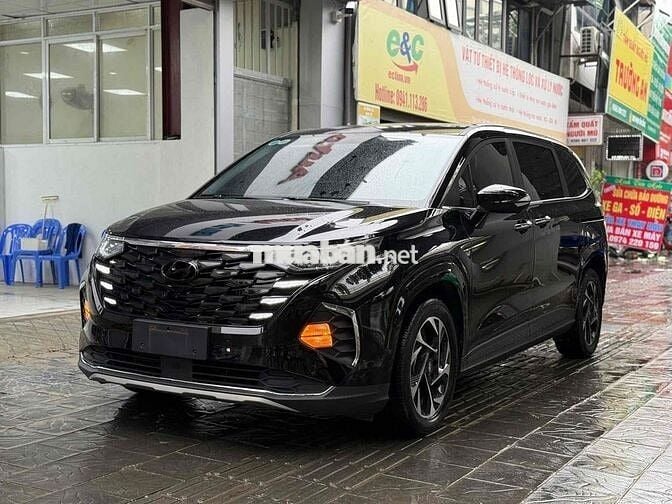 Custin 07 Chỗ Cửa Lùa 2025