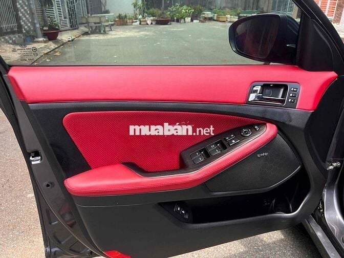 Optima K5 xe nhập nguyên chiếc rất đẹp.