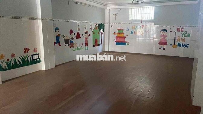 CHO THUÊ NHÀ KINH DOANH TỰ DO MẶT TIỀN PHONG CHÂU CÓ HẦM ĐỂ XE