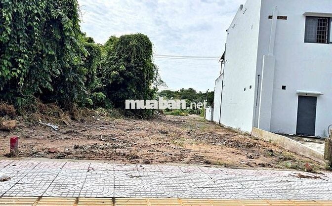 ĐẤT MẶT TIỀN TRƯỜNG CHINH TRUNG TÂM PHỐ PHƯỜNG PHÚ MỸ