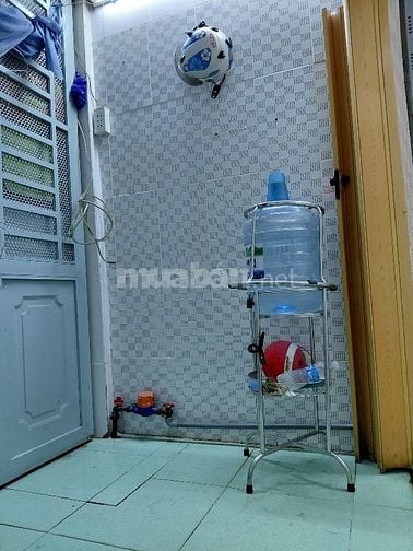 Bán nhà nhỏ Giá Rẻ hẽm Lê Trực .