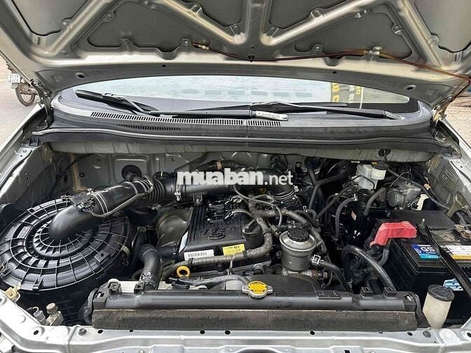 Toyota Innova 2015 2.0E - 128000 km xe gia đình bá