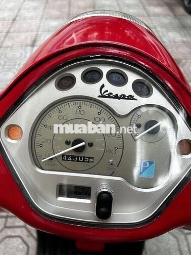 Vespa ie phun xăng điện tử